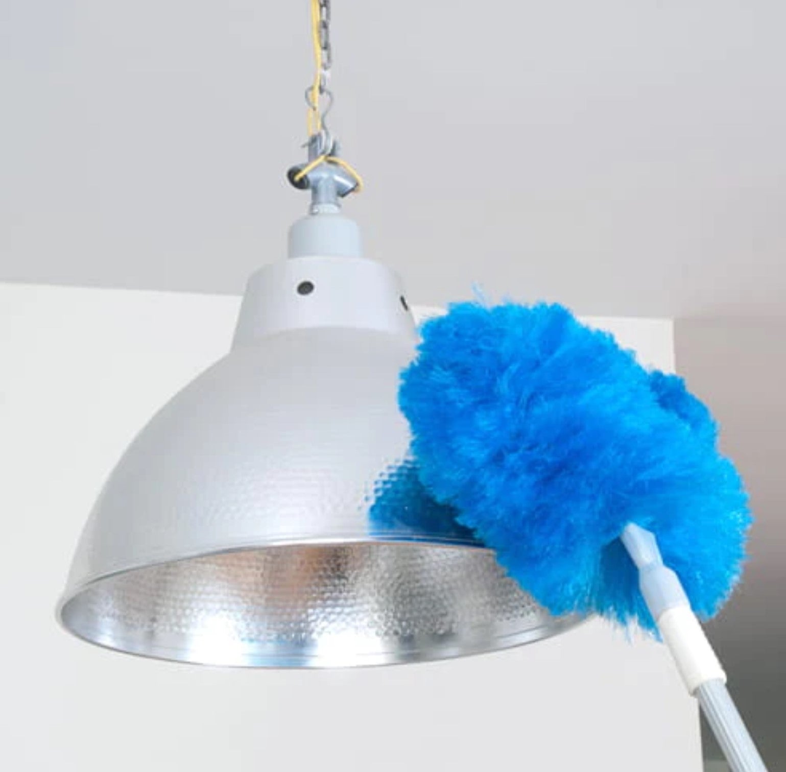 metalen lamp schoonmaken