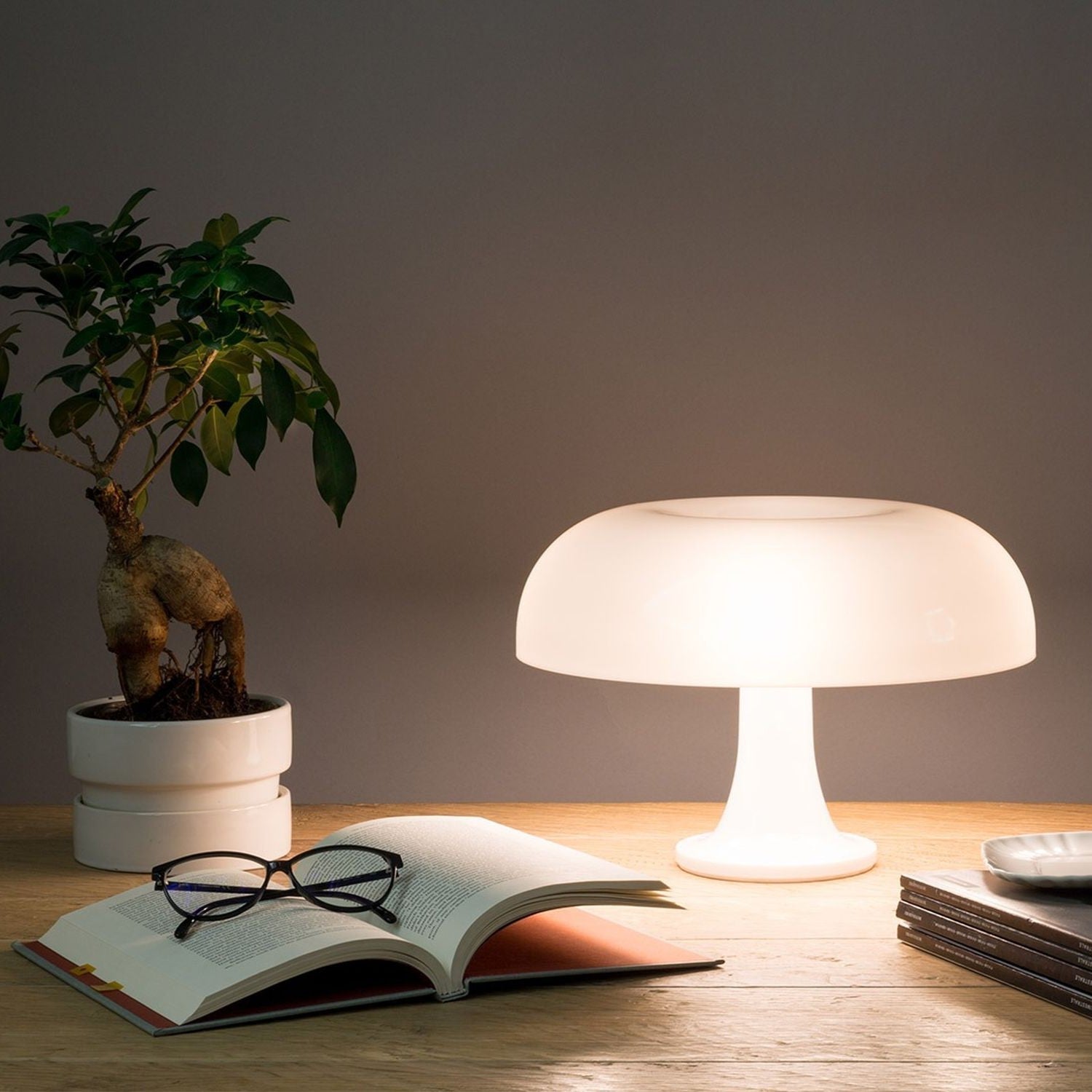 Artemide Nessino Table Lamp | Lamptwist