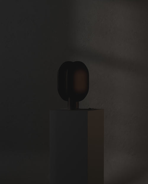 Clam Table Lamp - Burned Black.mp4