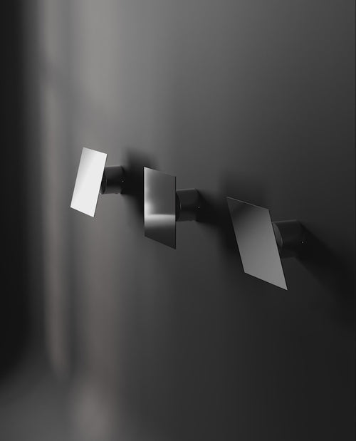 261013 Chameleon Wall Lamp - Chrome.mp4